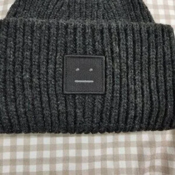 Acne Studios Unisex Dark Grey Knit Hat display picture 1